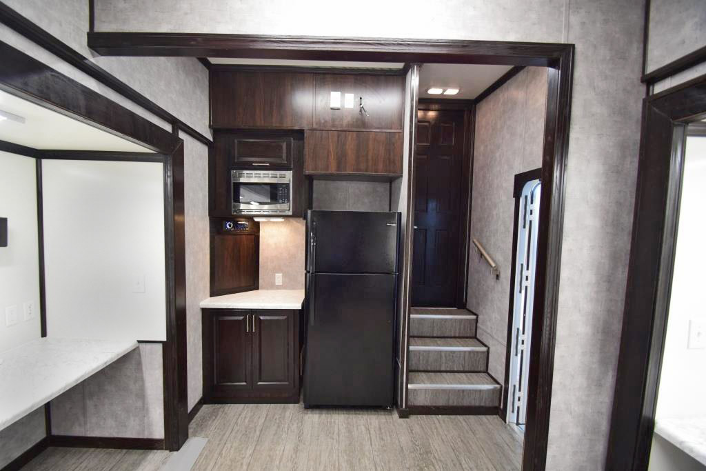 COMMAND TRAILER GALLEY