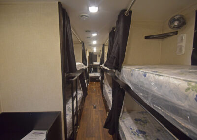 BUNK BED TRAILER CENTER HALLWAY